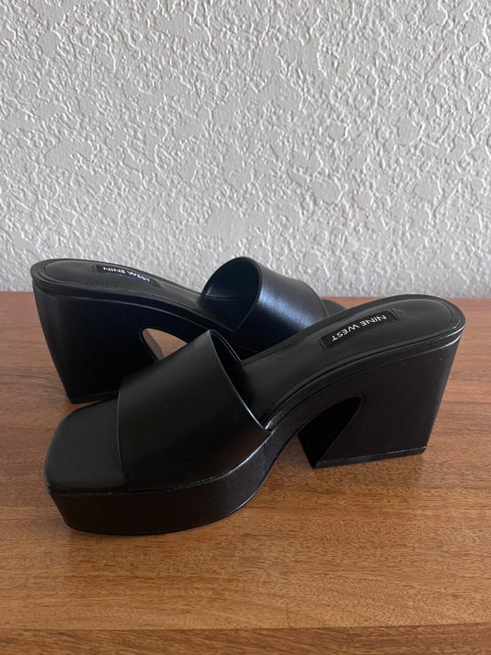 2 PAIRS!! Nine West Ivory & Black Oklee Platform Slide Heeled Mule Sandals 5.5 - Picture 9 of 14